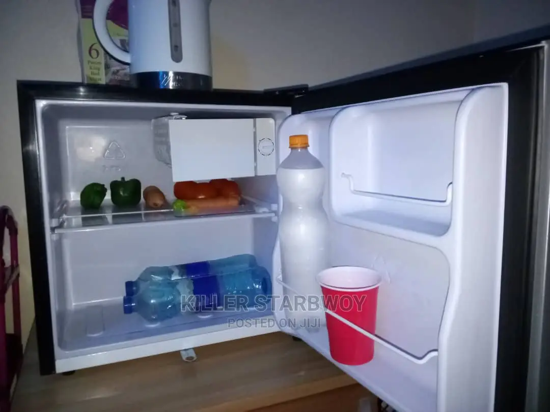 Min Fridge Bado Mpya Sana