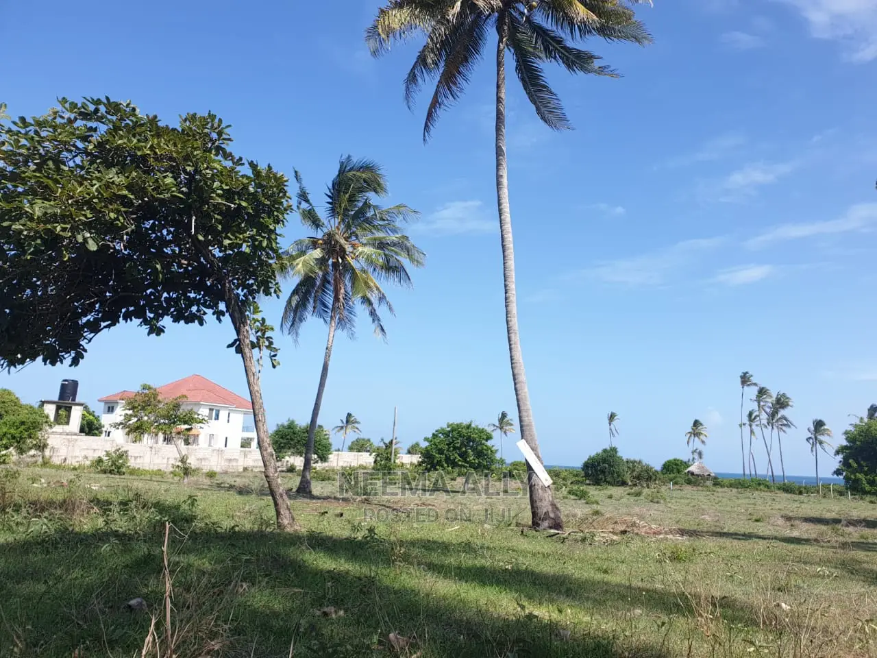 Viwanja Karibu Na Bahari Puna 