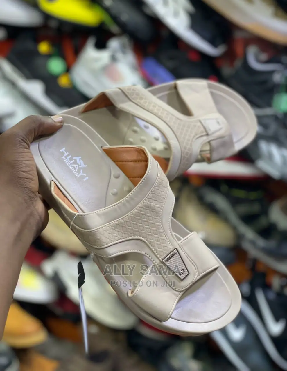 Huayi Sandals