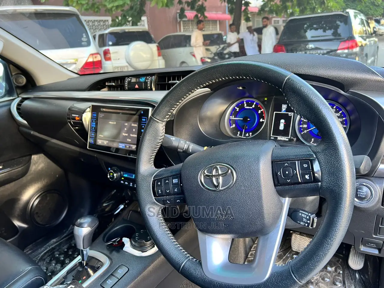 Toyota Hilux 2017 Gray