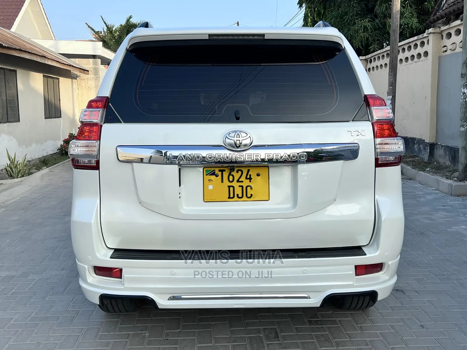 Toyota Land Cruiser Prado 2015 White