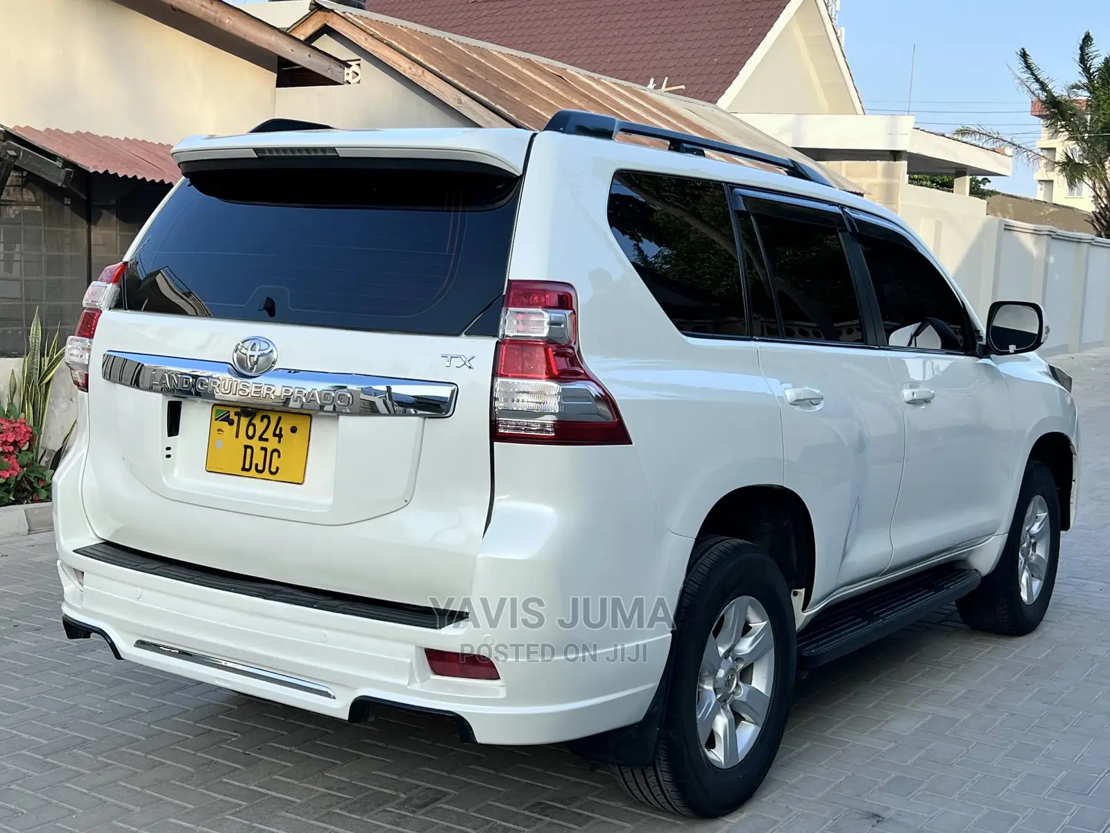 Toyota Land Cruiser Prado 2015 White