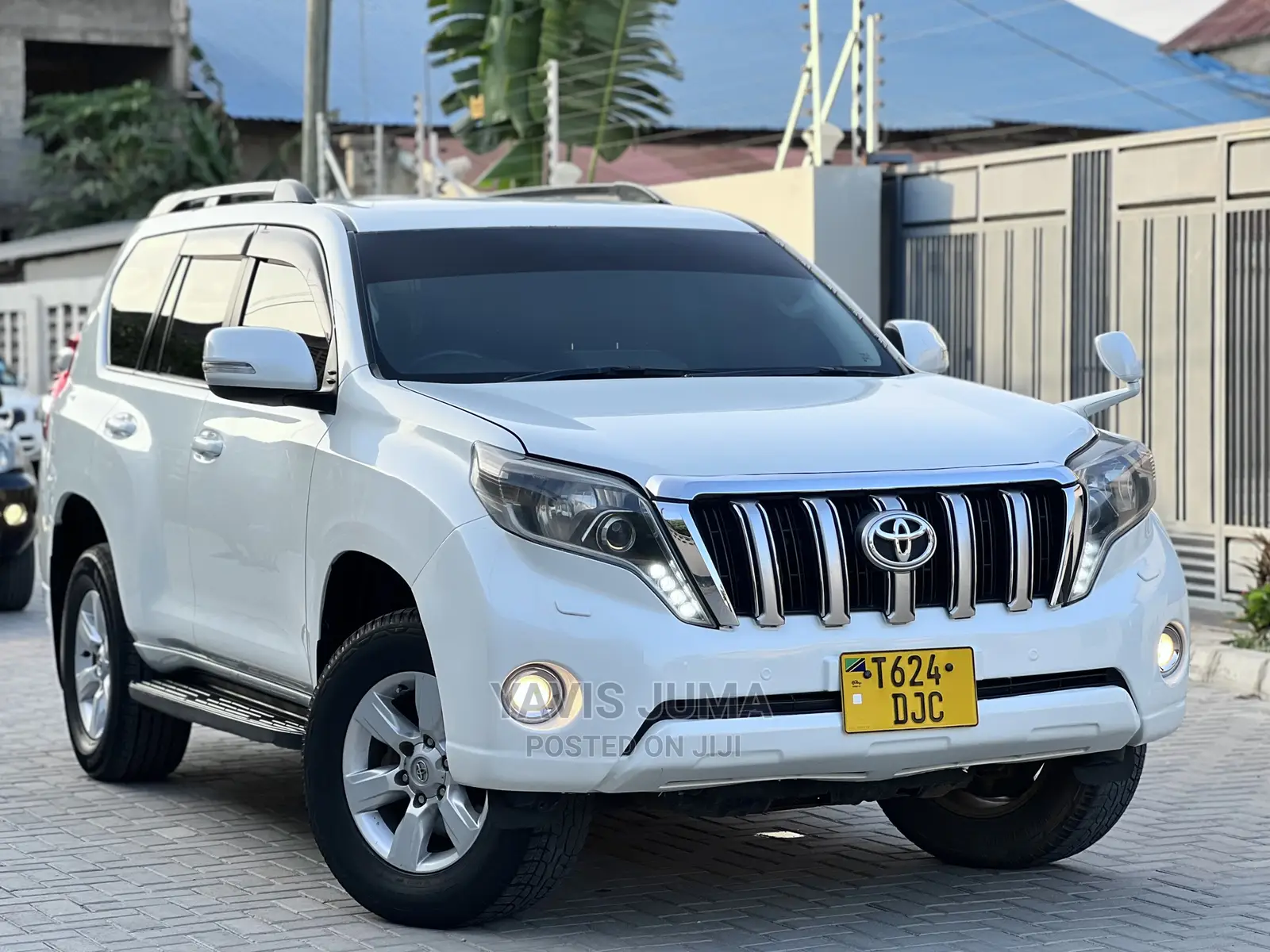 Toyota Land Cruiser Prado 2015 White