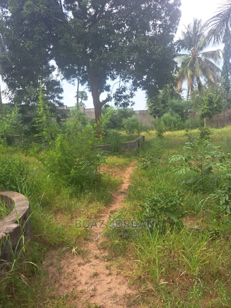 Plot for Sale Goba Sqm 900