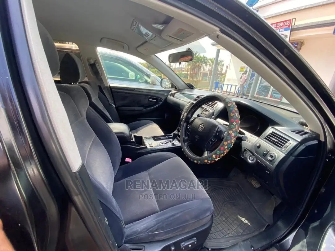 Toyota Crown 2007 Black