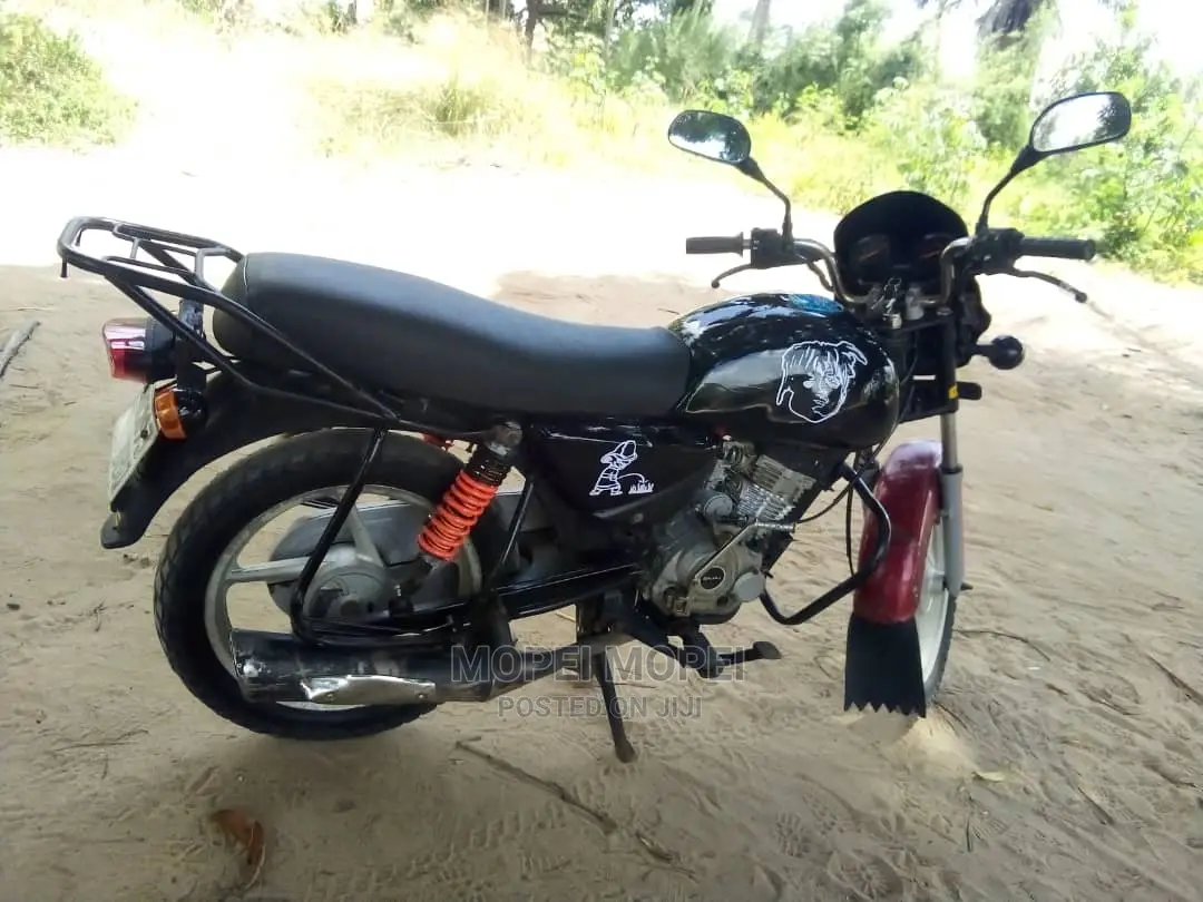 Bajaj Boxer 150 UG 2020 Red