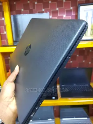 Laptop HP 15-Da2933nia 12GB Intel Core I5 HDD 500GB