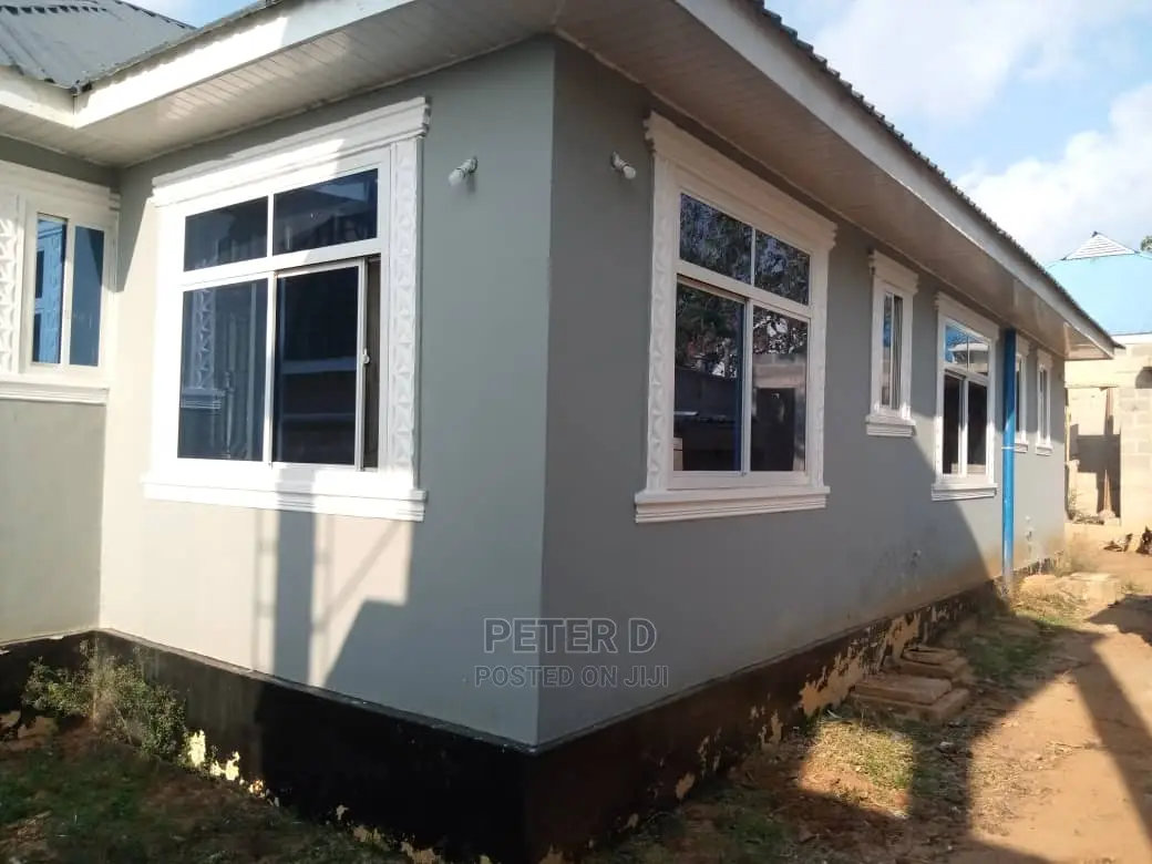 3bdrm House in Goba for Sale