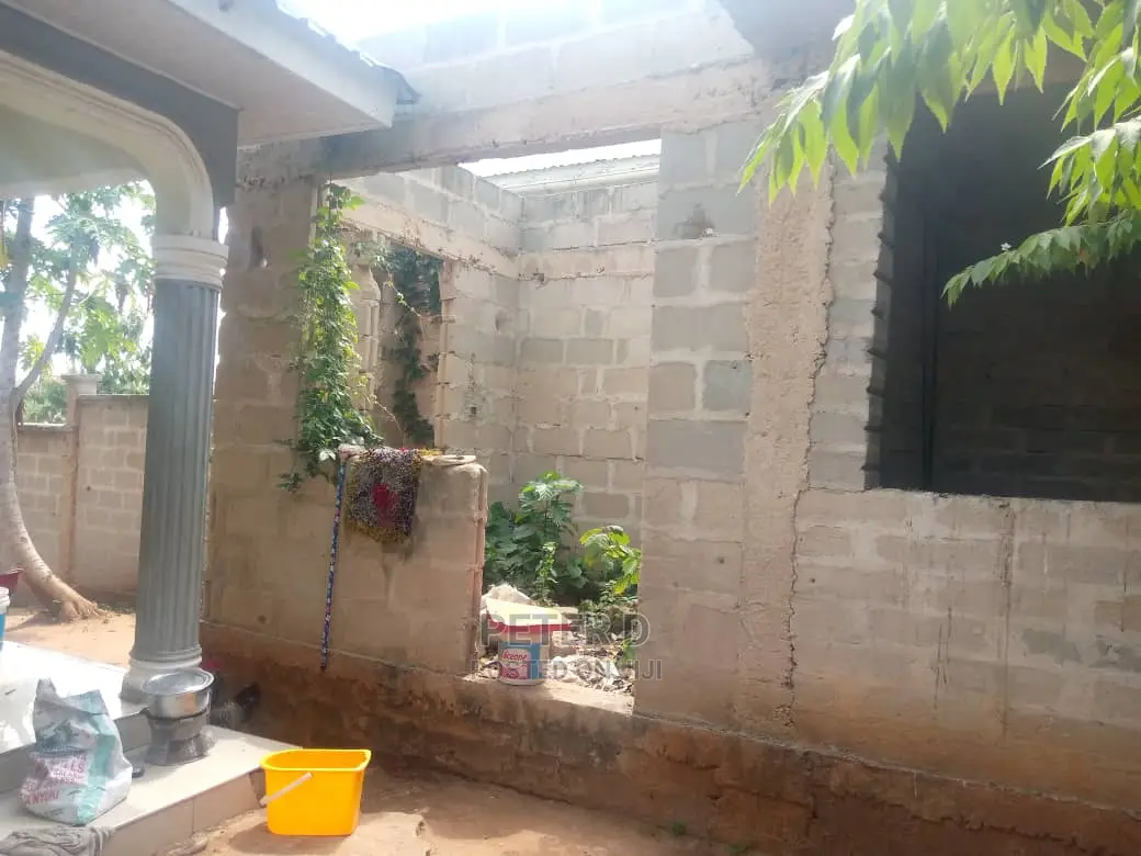 3bdrm House in Goba for Sale