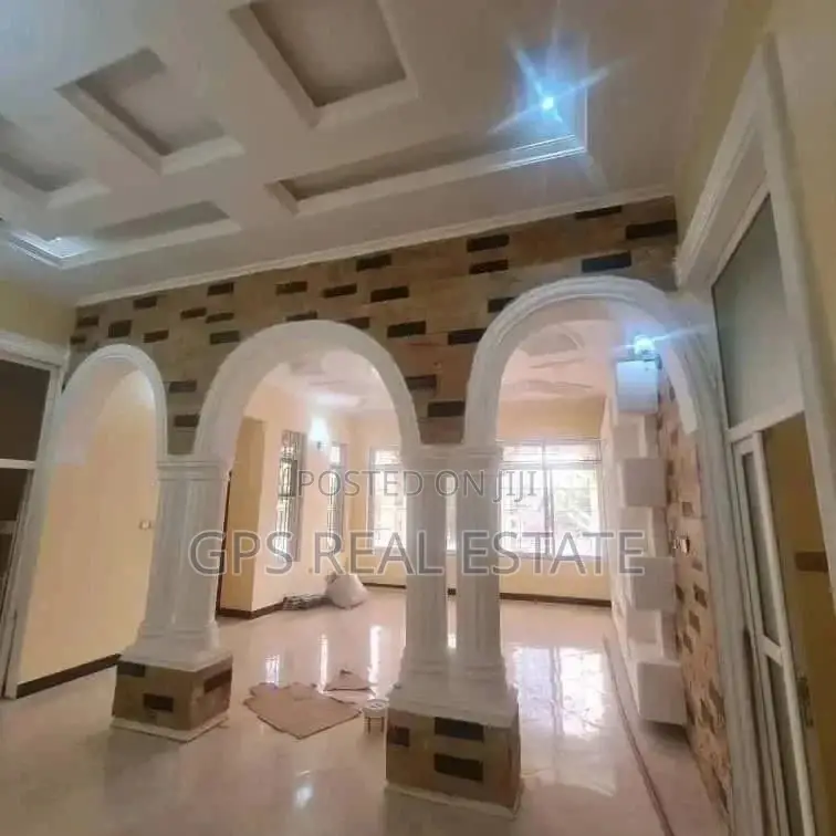 5bdrm Mansion in Goba Kwa Awadhi, Kinondoni for Sale