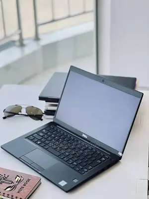 New Laptop Dell Latitude 7390 8GB Intel Pentium SSD 256GB