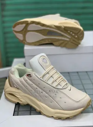 Sneakers Nike Khaki
