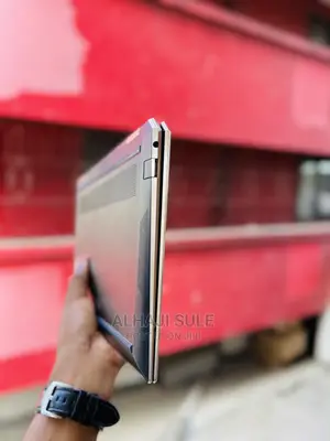 New Laptop HP Spectre 13 16GB Intel Core I5 SSD 1T