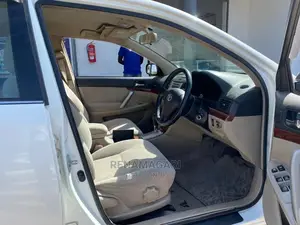 Toyota Premio 2005 White