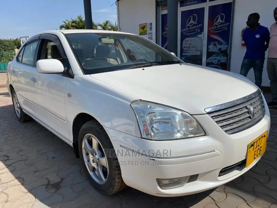 Toyota Premio 2005 White