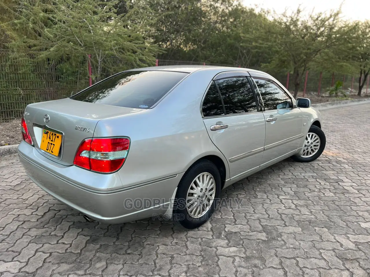 Toyota Brevis 2004 Silver
