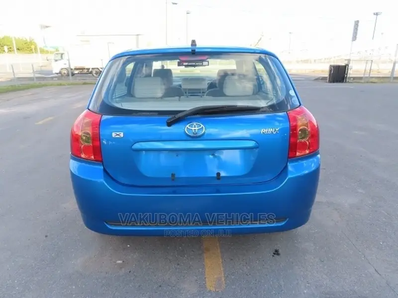Toyota Corolla RunX 2004 Blue