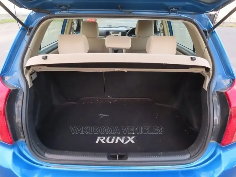 Toyota Corolla RunX 2004 Blue