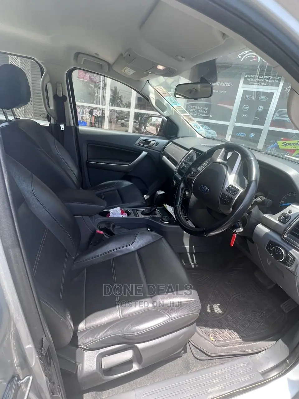 Ford Everest 2018 Silver