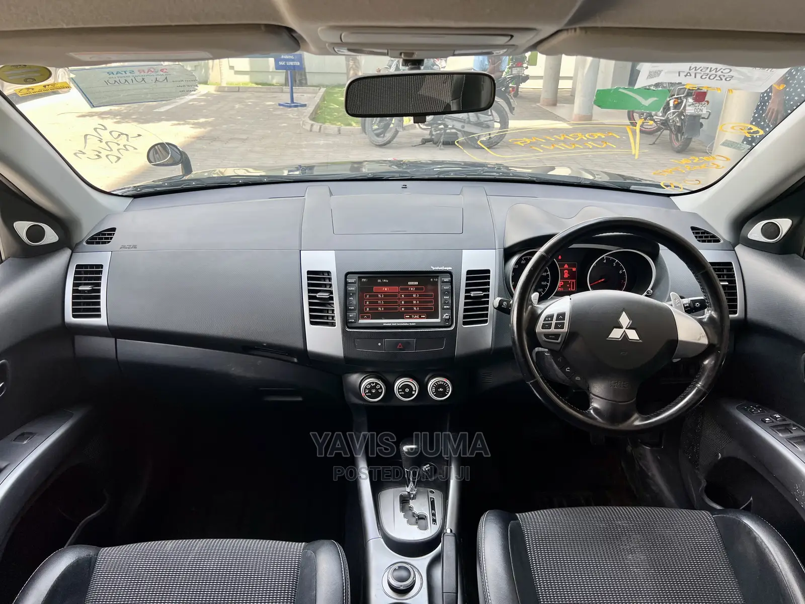 Mitsubishi Outlander 2010 Black
