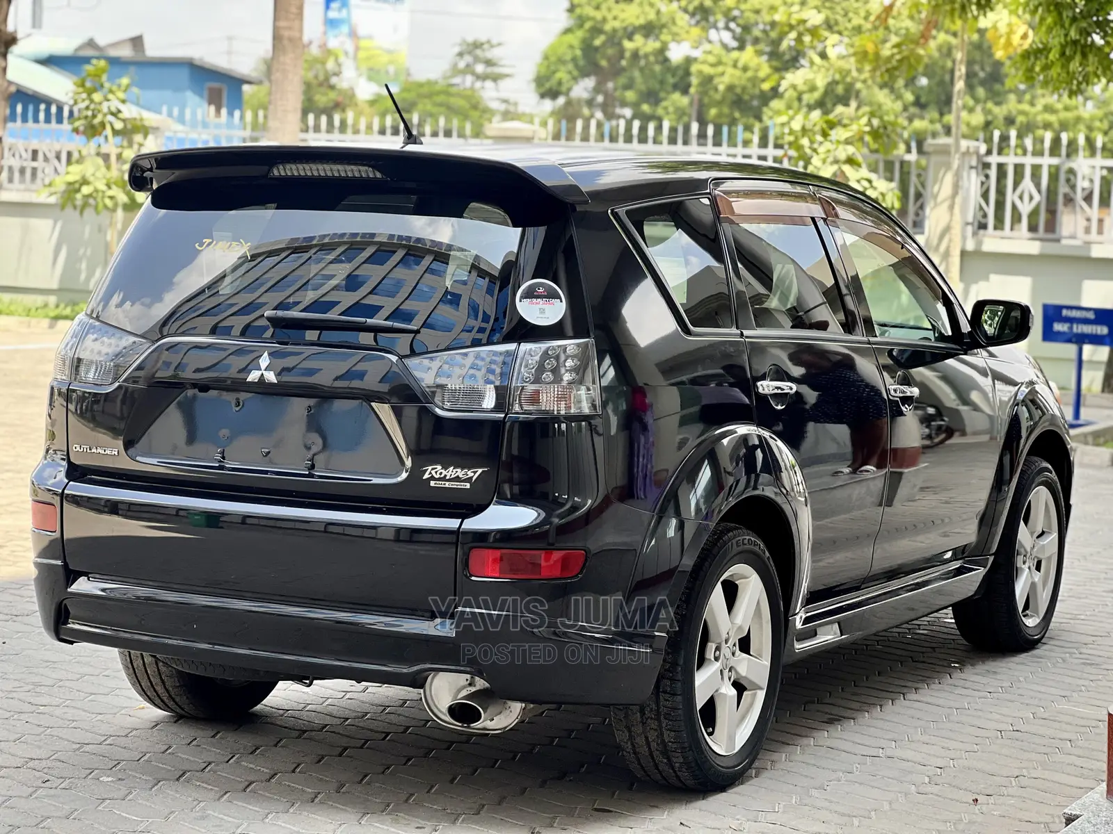 Mitsubishi Outlander 2010 Black
