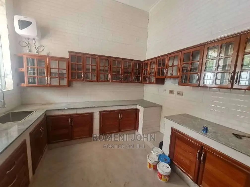 Furnished 5bdrm Farm House in Tanzania Dsm Ubungo, Ukonga for Sale