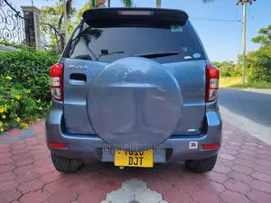Toyota Rush 1.5 AWD 2007 Gray