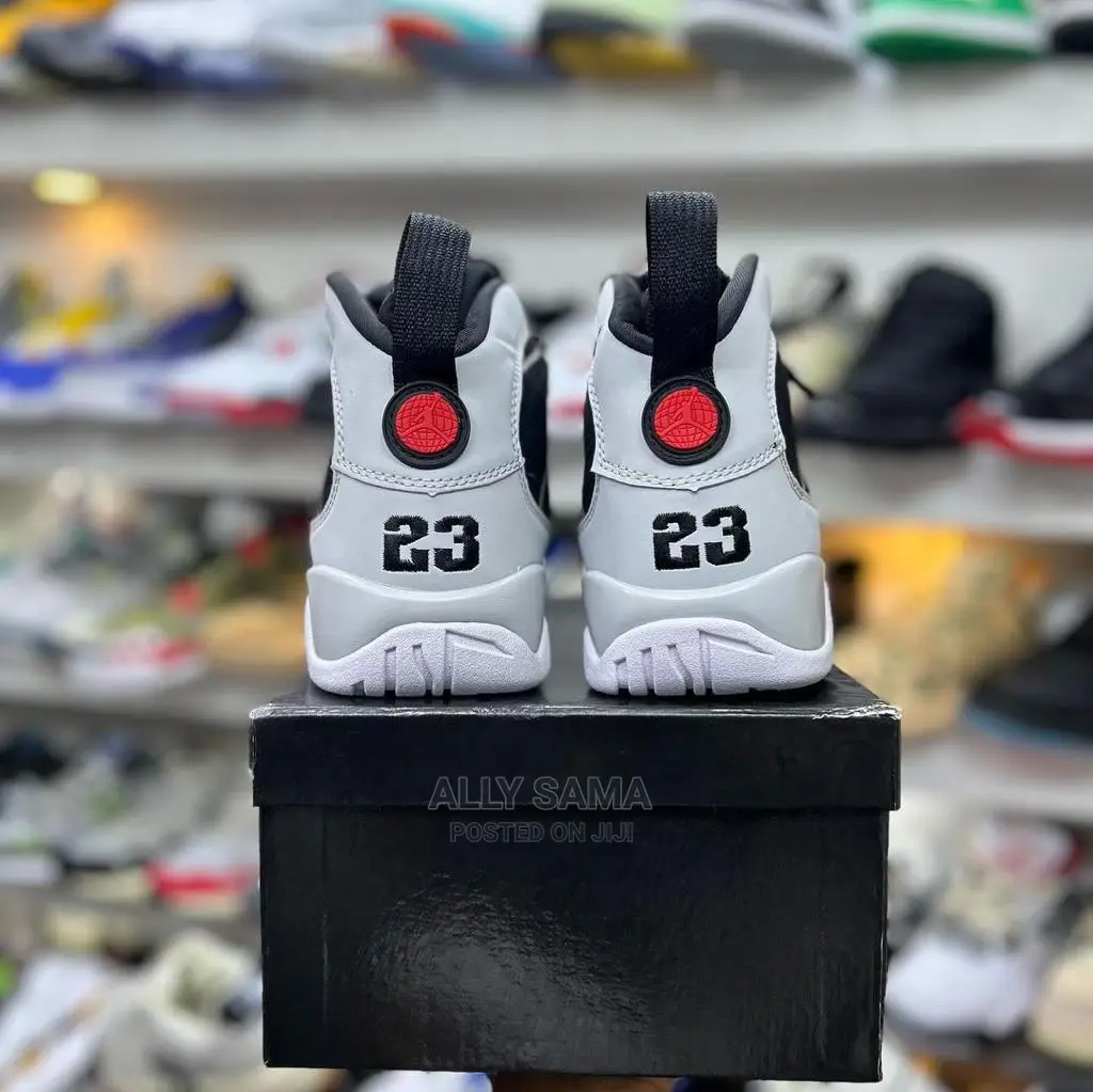 Jordan Black Lightgray