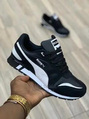 Puma Black White