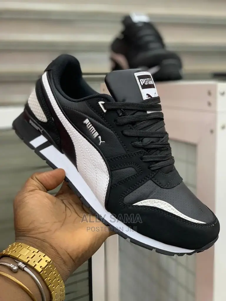 Puma Black White