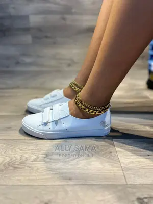 White Simple Shoes Lady's