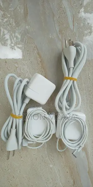 Apple Macbook Adapter "L" Type,"T" Type