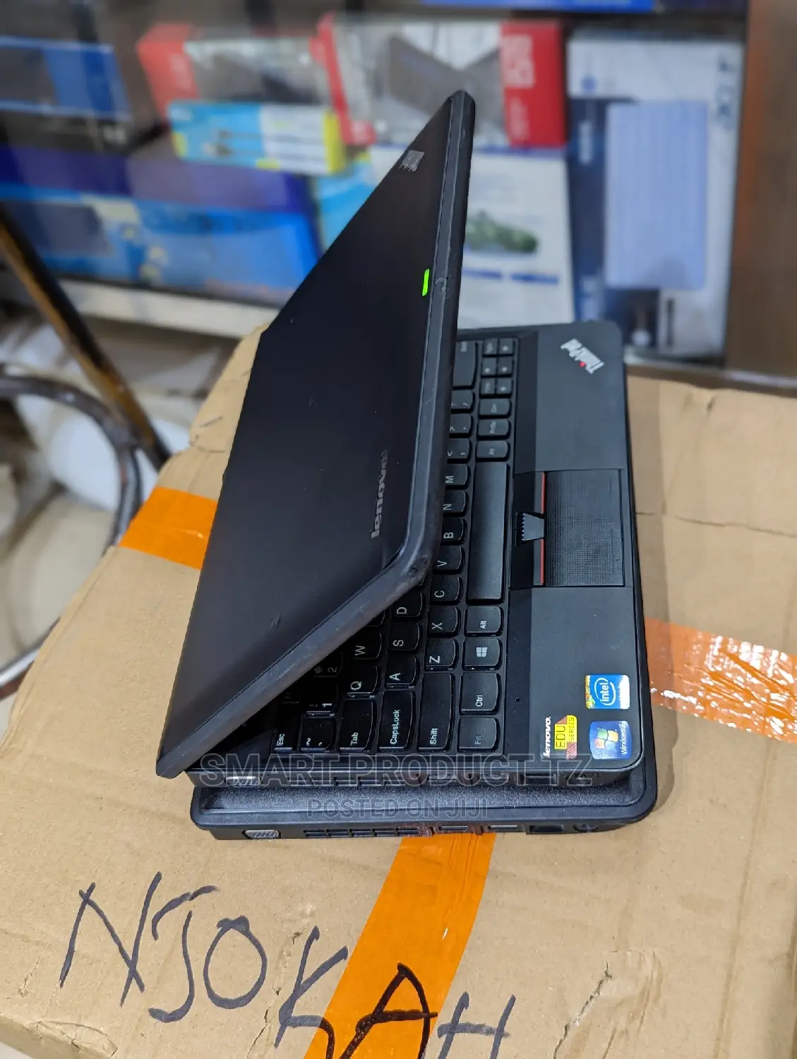 Laptop Lenovo ThinkPad X131e 4GB Intel Core 2 Duo HDD 320GB
