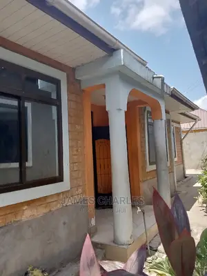 3bdrm Mansion in Temeke for Sale