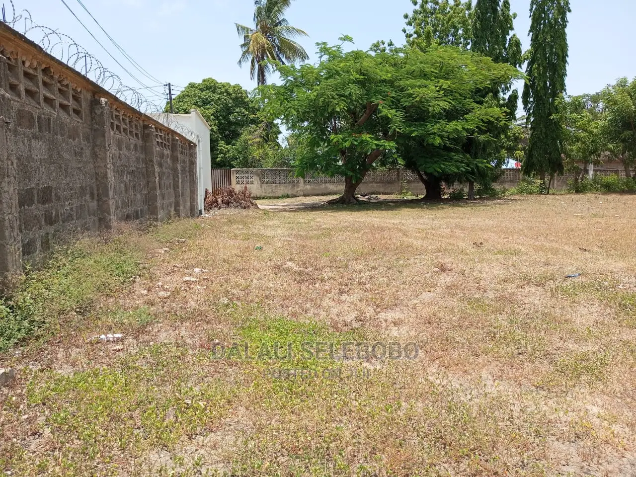 Plot at Tegeta Near by Bahar Beach