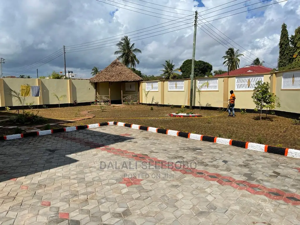 Furnished 4bdrm Bungalow in Kigamboni for Rent