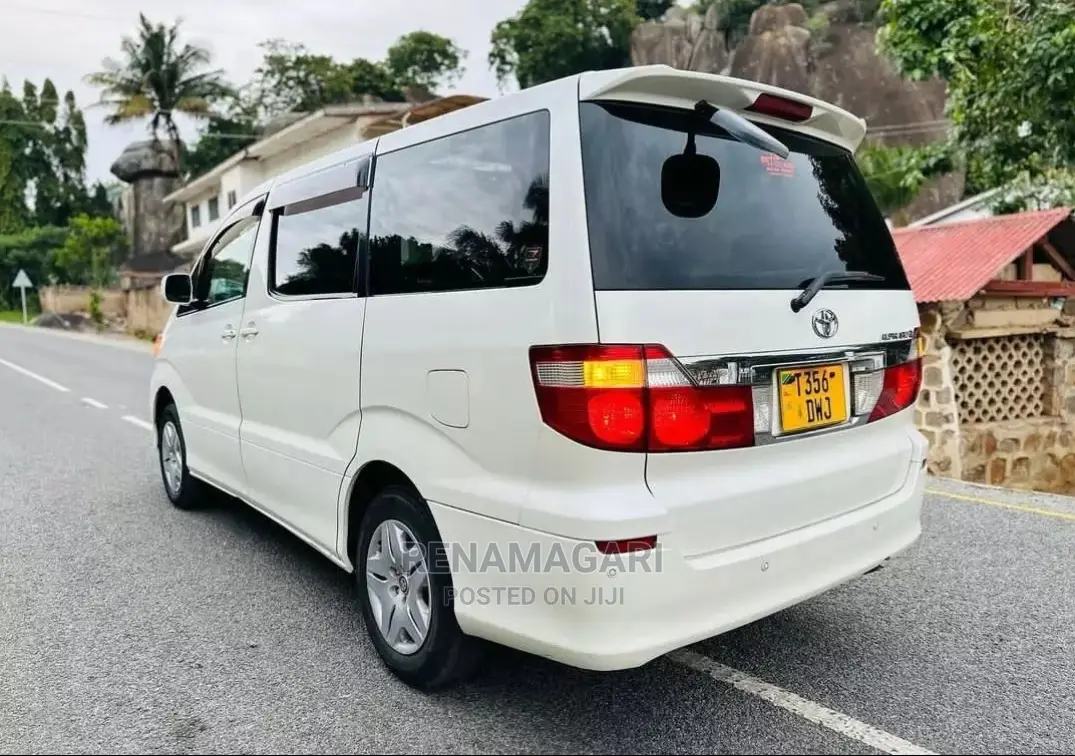 Toyota Alphard 2004 White