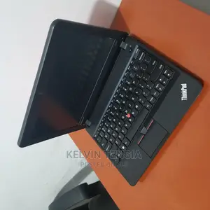 Laptop Lenovo ThinkPad X131e 4GB Intel HDD 320GB