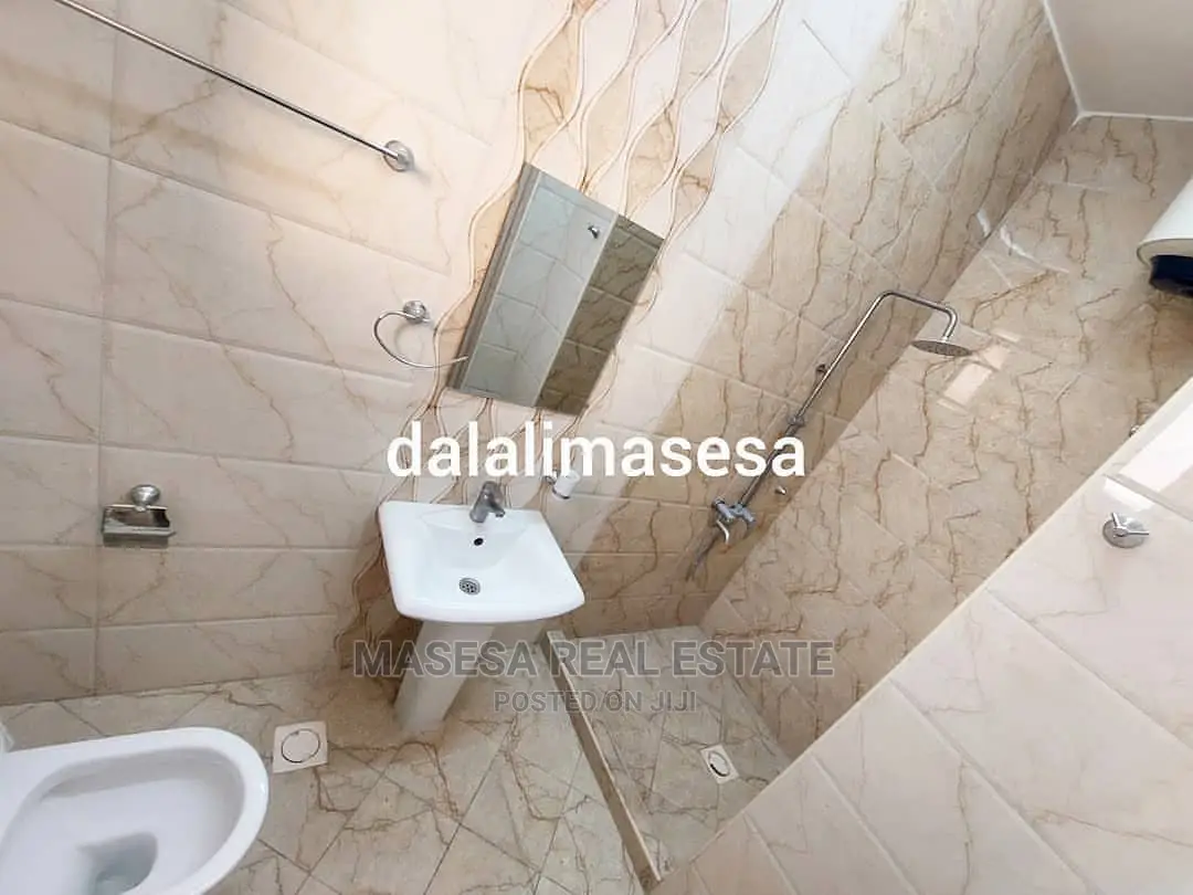 3bdrm Apartment in Upanga West for Rent