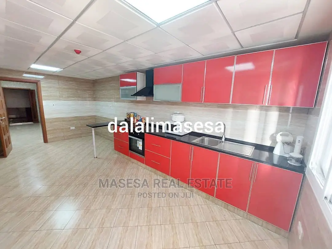 3bdrm Apartment in Upanga West for Rent