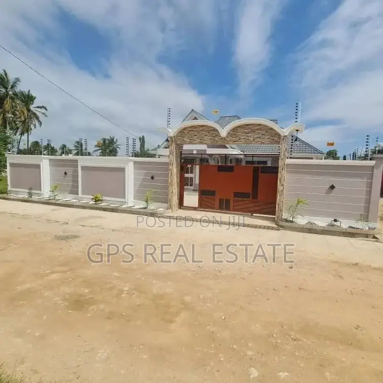 3bdrm House in Madale Contena, Kinondoni for Sale