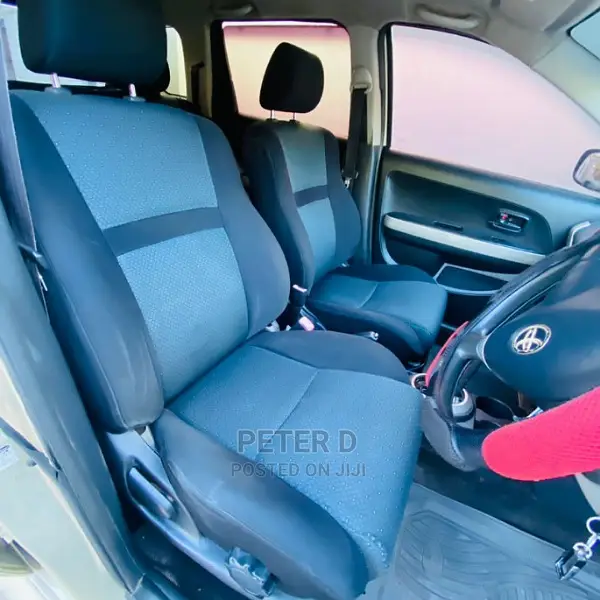 Toyota IST 2005 Silver