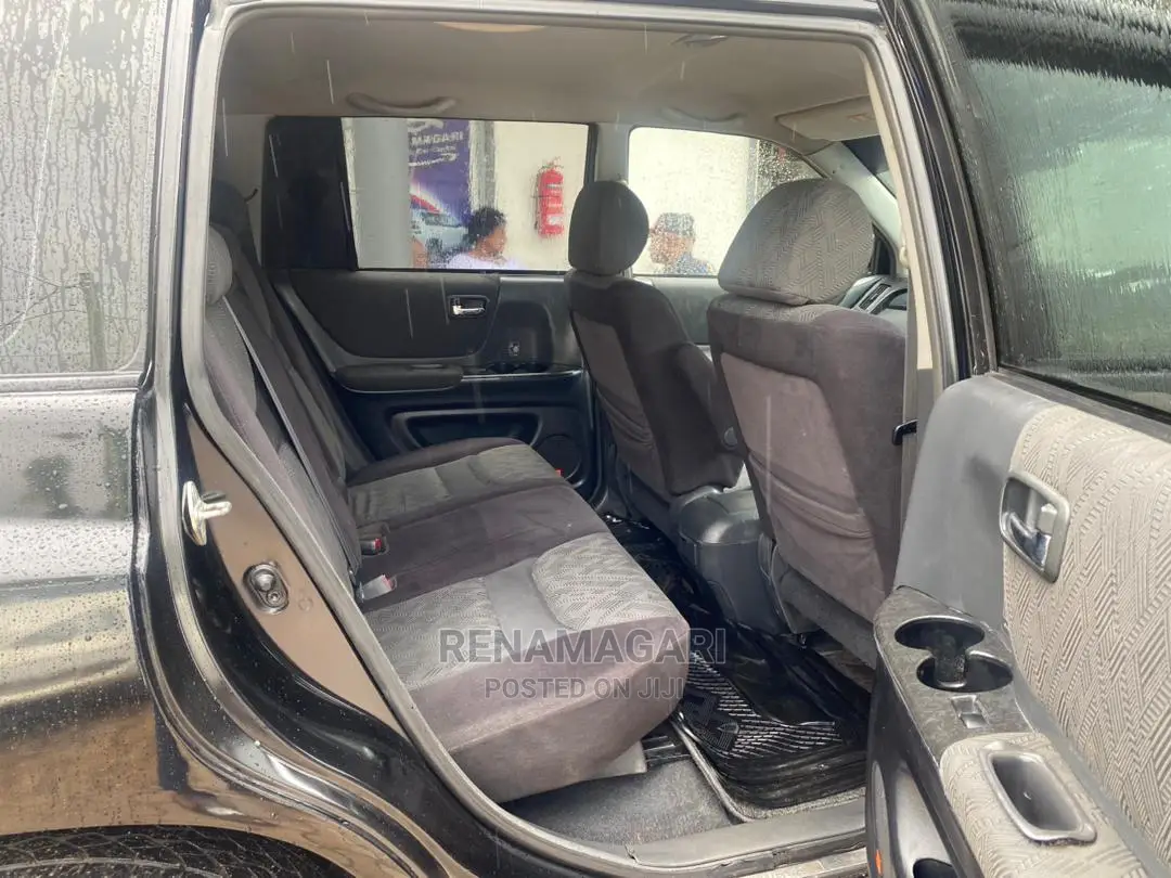 Toyota Kluger 2004 Black