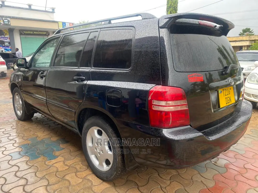Toyota Kluger 2004 Black