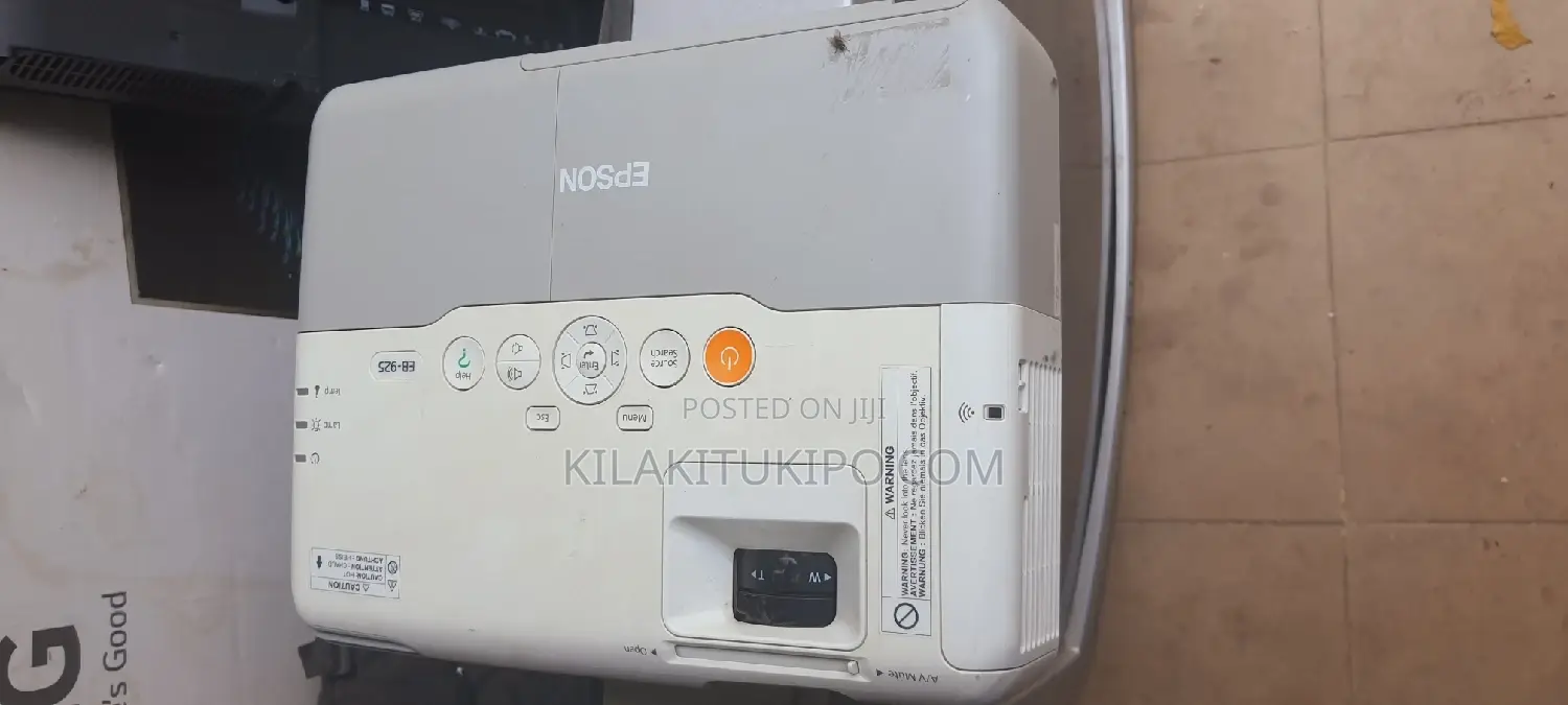 EPSON Projector Eb925