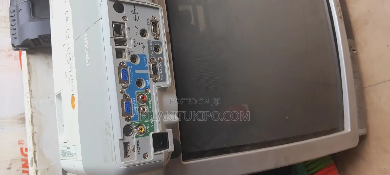 EPSON Projector Eb925