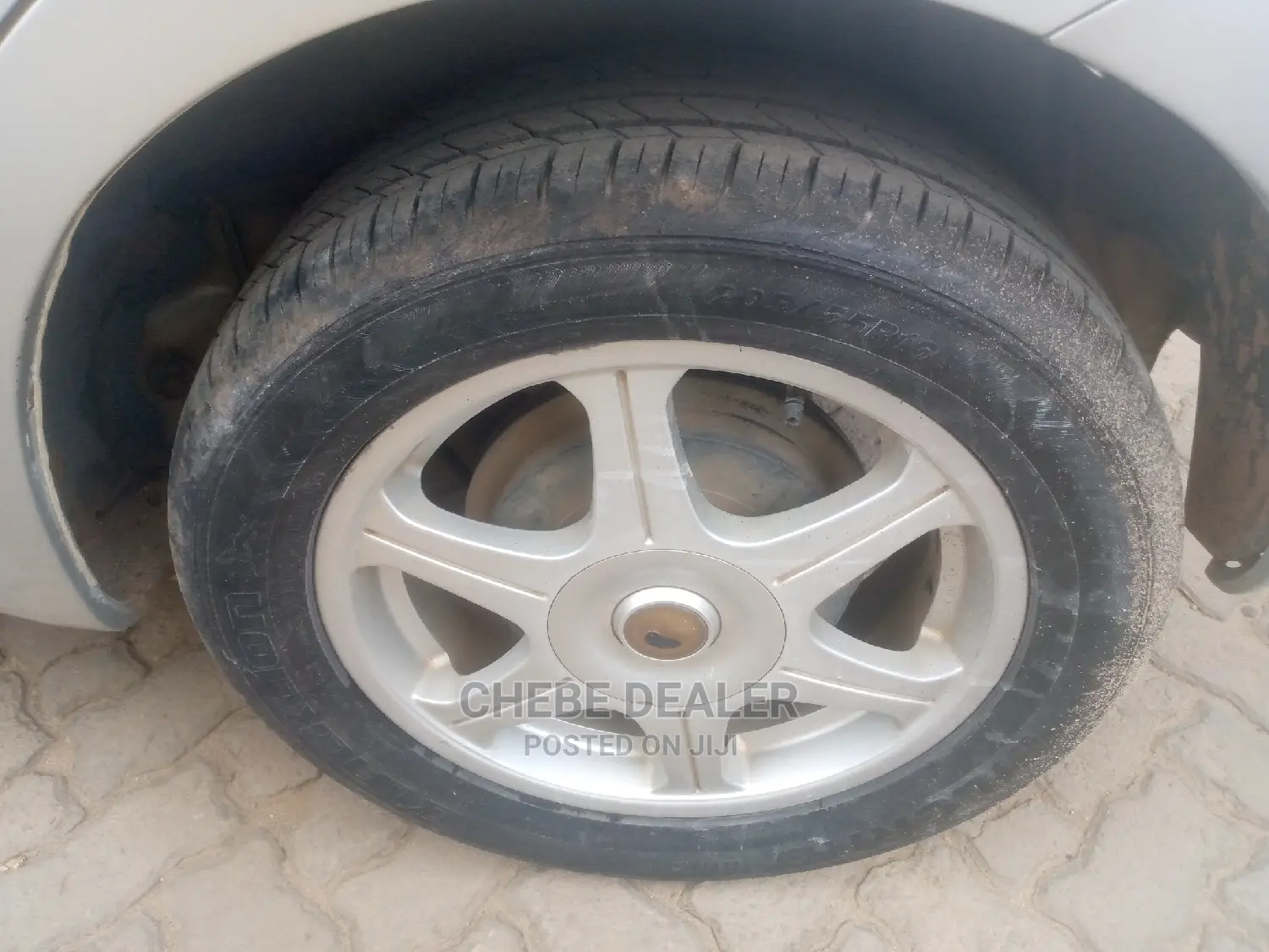 Toyota Ractis 1.5 AWD 2007 Silver