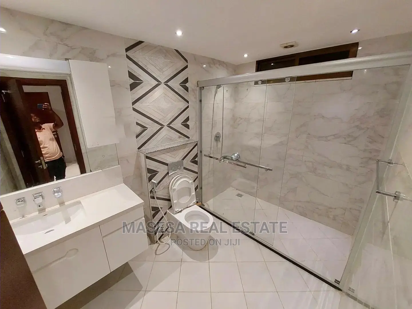 Furnished 4bdrm Apartment in Masaki for Rent