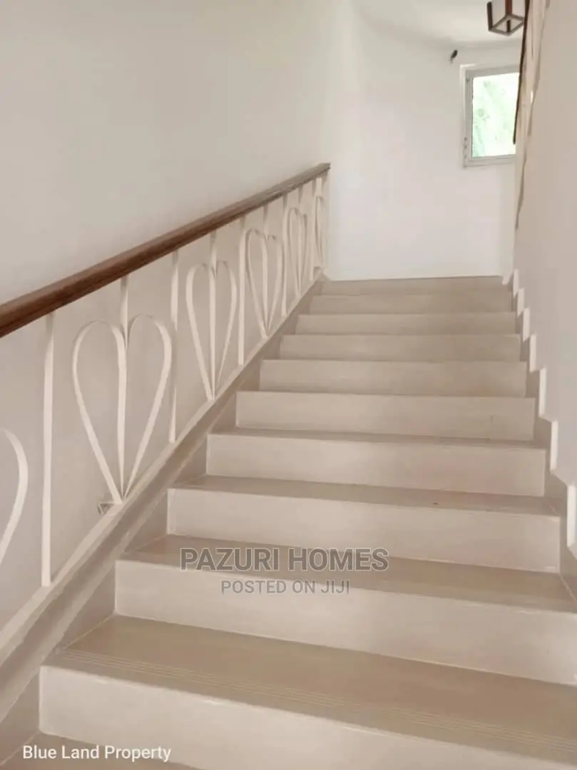 4bdrm House in Masaki for Rent