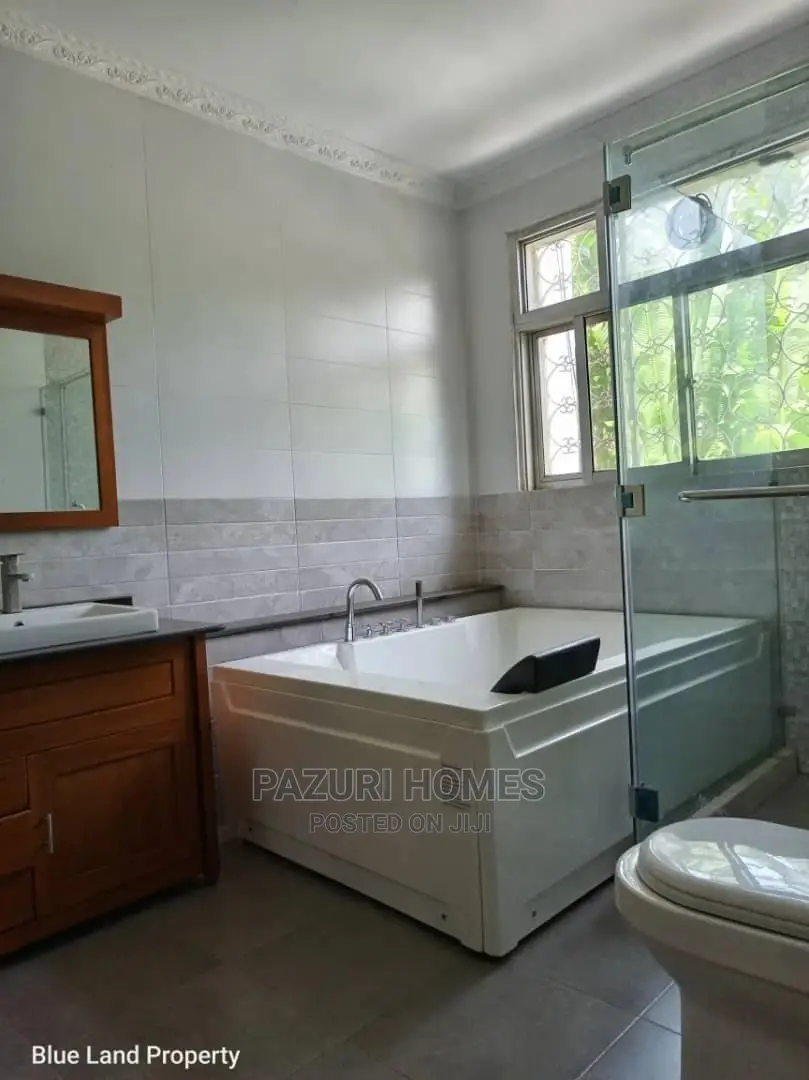 4bdrm House in Masaki for Rent